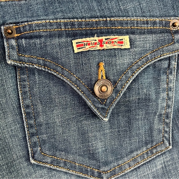 Hudson Denim Jean Shorts RN# 107906 Medium Wash Med Distressing USA Made Sz 28 - Picture 8 of 9